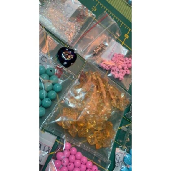 Assorted Jewelry Making Kit with Beads Hooks & Clasps for Craft Projects - Picture 8 of 8